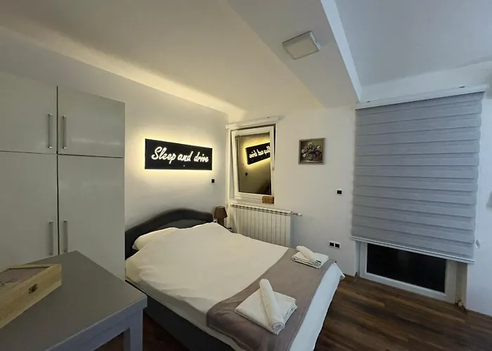 Apartamento Sleep And Drive No6 *